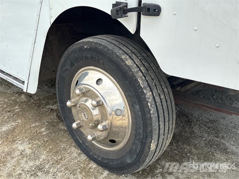 Freightliner MT45 Jakeluautot