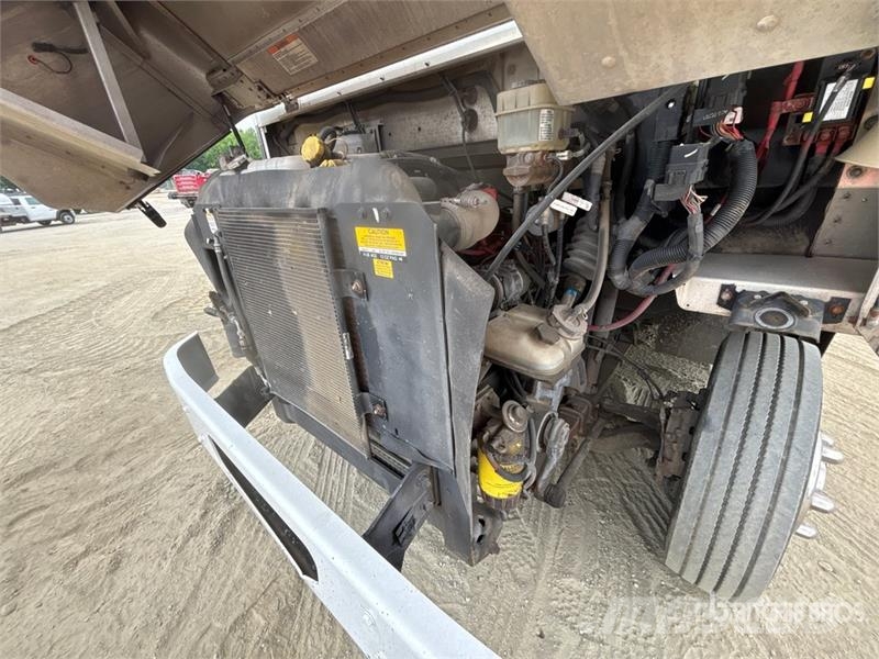 Freightliner MT45 Jakeluautot