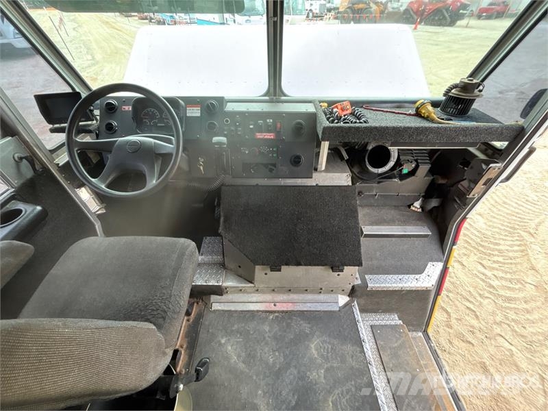 Freightliner MT45 Jakeluautot