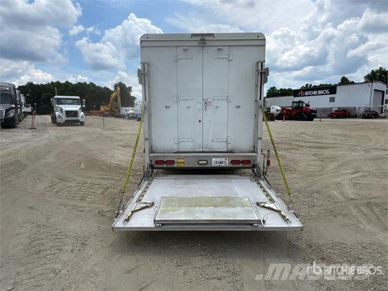 Freightliner MT45 Jakeluautot