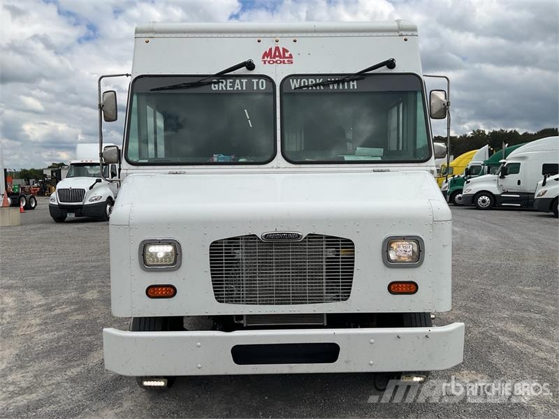 Freightliner MT55 Sanduk kombiji