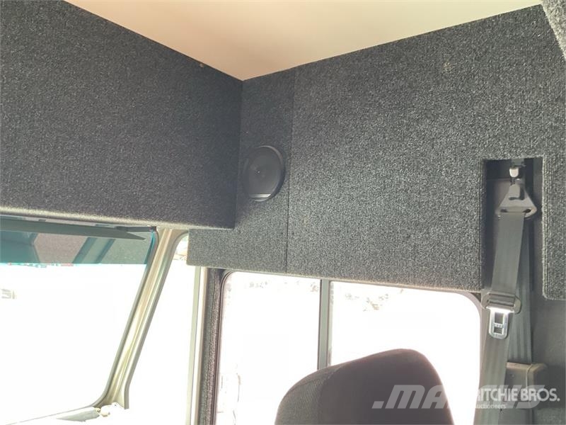 Freightliner MT55 Sanduk kombiji