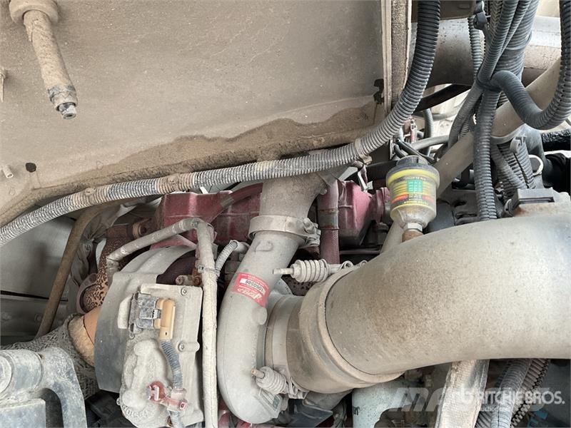 Freightliner MT55 Sanduk kombiji