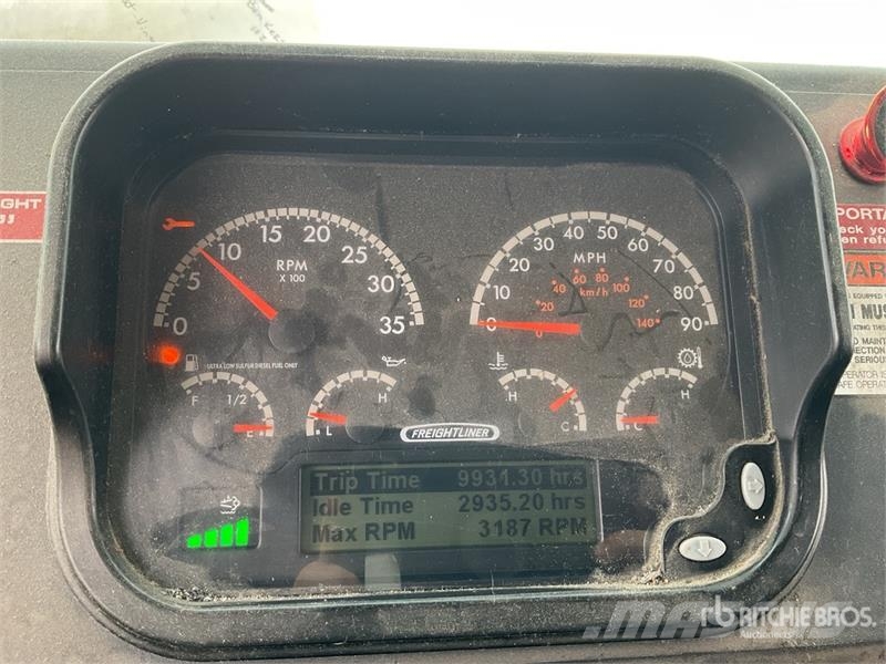 Freightliner MT55 Sanduk kombiji