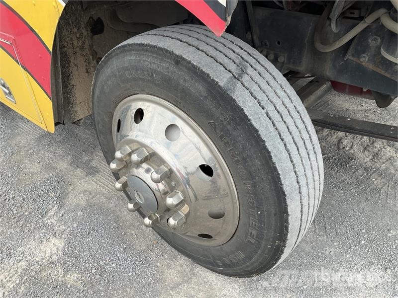 Freightliner MT55 Sanduk kombiji