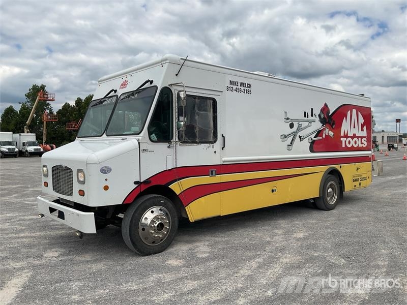 Freightliner MT55 Sanduk kombiji