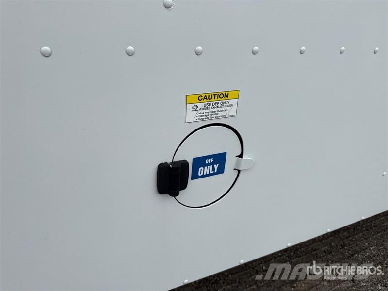 Freightliner MT55 Autoutilitara transoprt marfuri