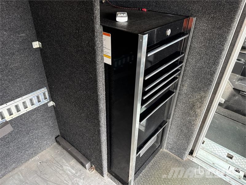 Freightliner MT55 Autoutilitara transoprt marfuri