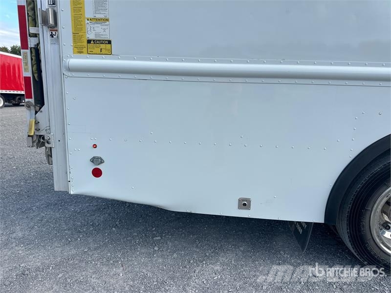 Freightliner MT55 박스 바디