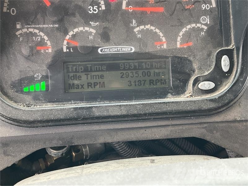 Freightliner MT55 Sanduk kombiji