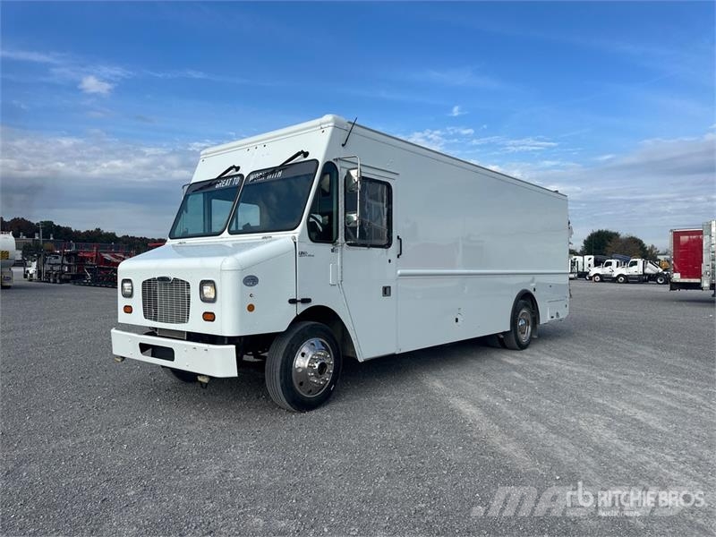 Freightliner MT55 박스 바디