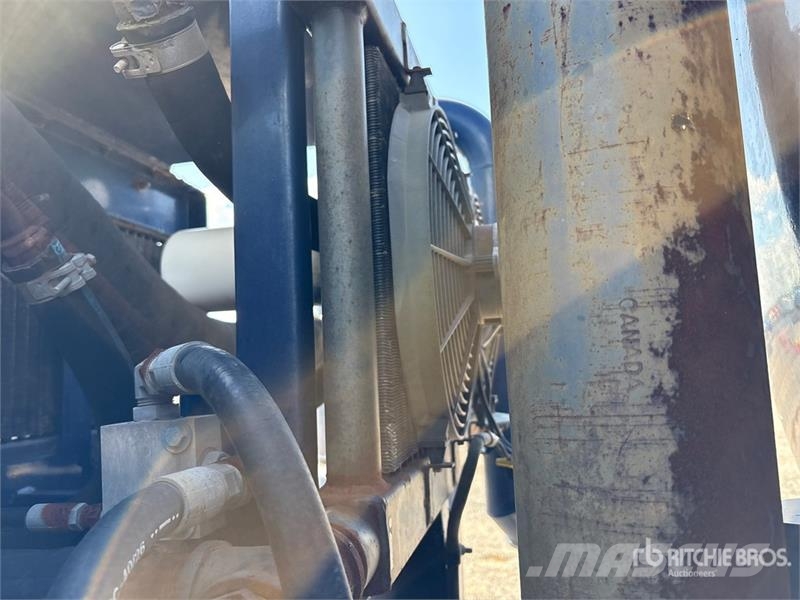 Freightliner on Freightliner M2 106 6x4 Vacuum Tanker Truck Camiones aspiradores/combi