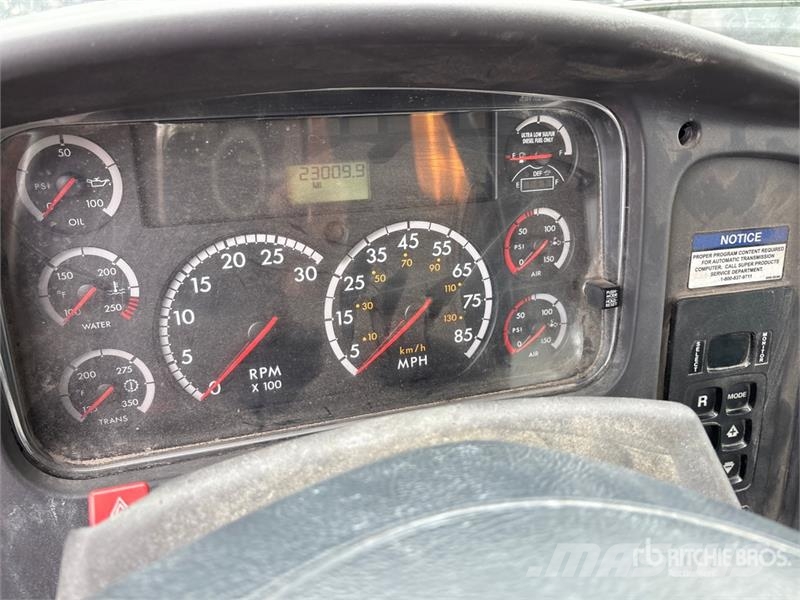 Freightliner Super Products MDL2011 on Freightliner 108SD 6x4 콤비/진공 트럭
