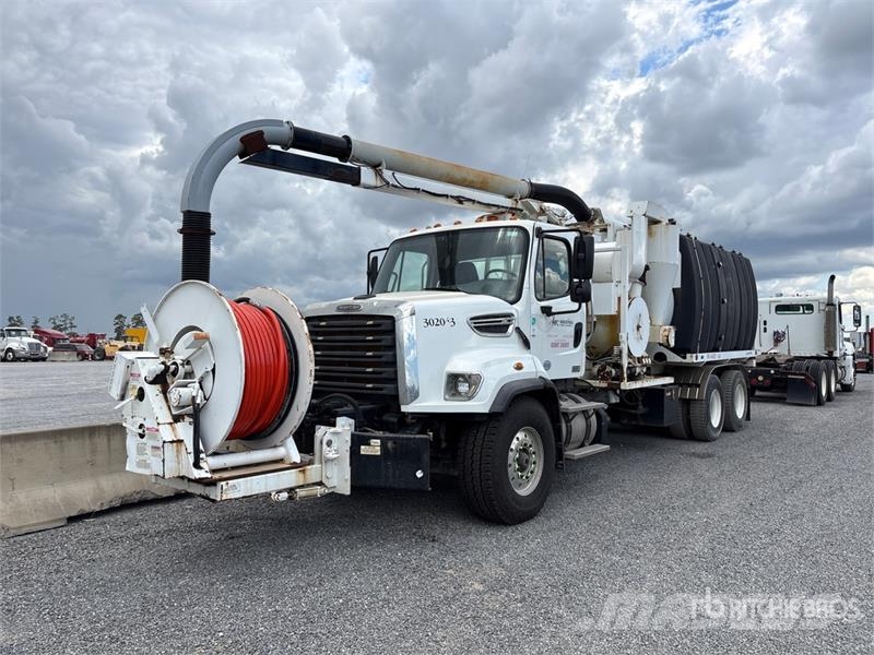 Freightliner Super Products MDL2011 on Freightliner 108SD 6x4 콤비/진공 트럭