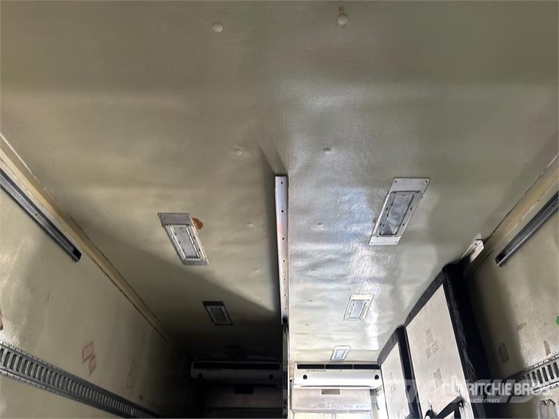 Freigthliner M2 106 4x2 Refrigerated Truck Tovornjaki hladilniki