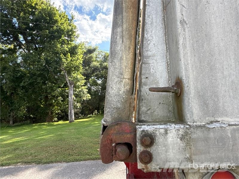 Fruehauf 24 ft T/A Aluminum End Dump Trailer Самоскиди