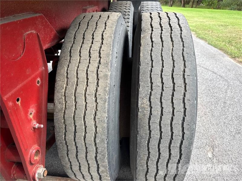Fruehauf 24 ft T/A Aluminum End Dump Trailer Самоскиди