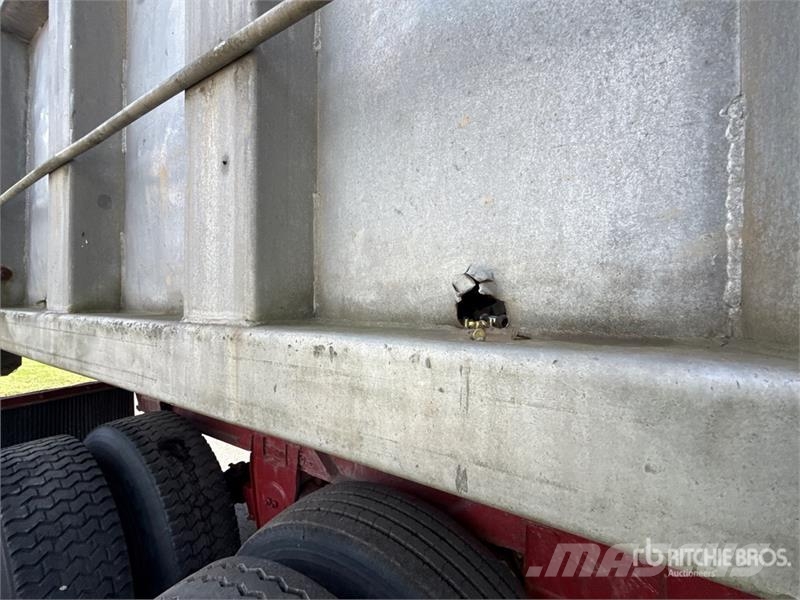 Fruehauf 24 ft T/A Aluminum End Dump Trailer Самоскиди