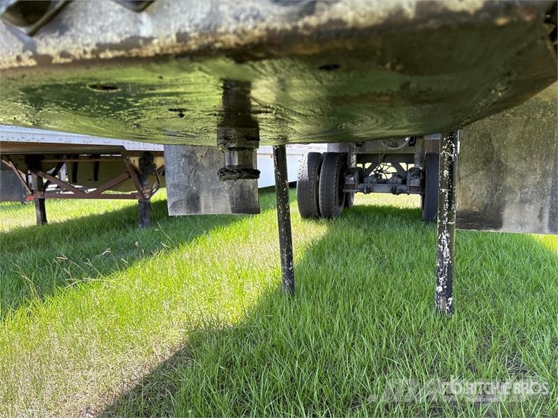 Fruehauf 28 ft T/A Frameless End Dump Trailer Bañeras