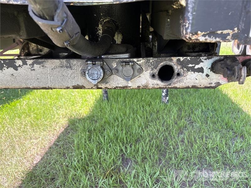 Fruehauf 28 ft T/A Frameless End Dump Trailer Bañeras