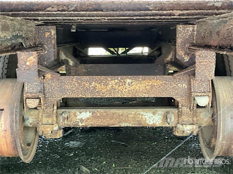 Fruehauf 40 ft T/A Van Trailer (Inoperable) Sanduk prikolice