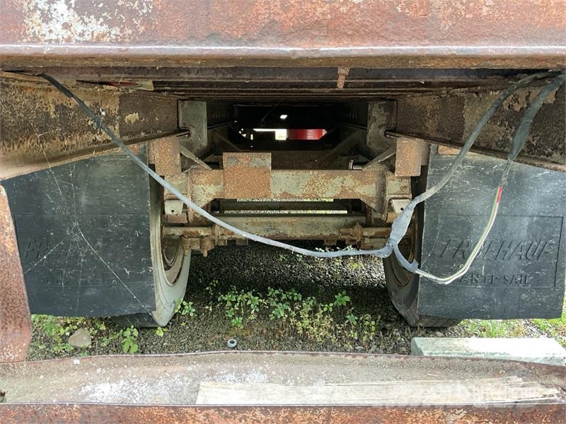 Fruehauf 40 ft T/A Van Trailer (Inoperable) Van Body Trailers