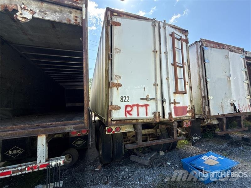 Fruehauf 40 ft x 96 in T/A 40 ft Van Trailer 箱體拖車