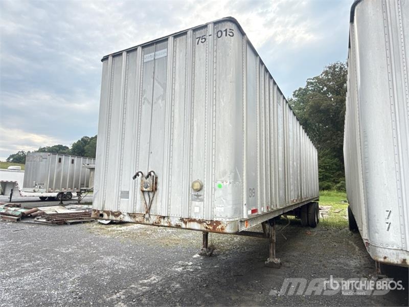 Fruehauf 40 ft x 96 in T/A 40 ft Van Trailer Прицепы-фургоны