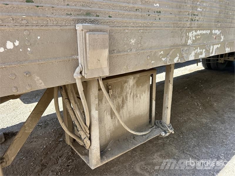 Fruehauf 40 ft x 96 in T/A Office/Site Van Trailer Прицепы-фургоны