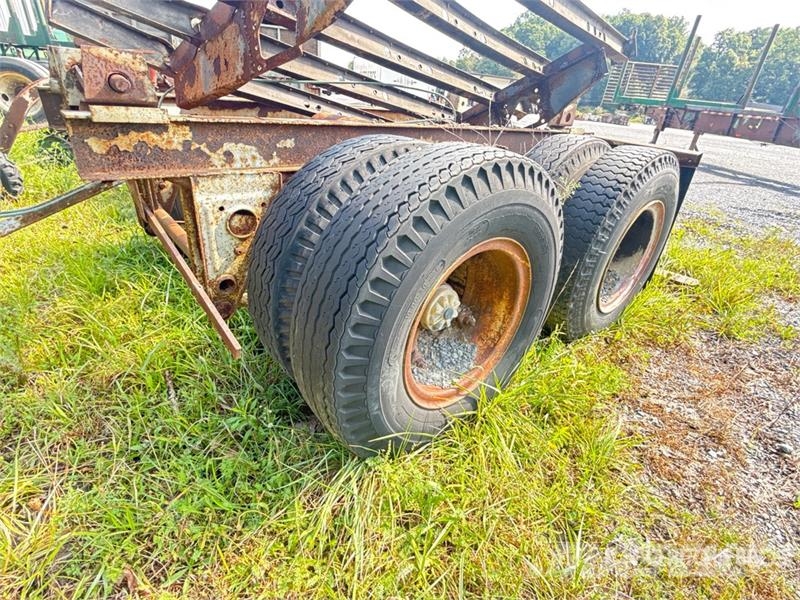 Fruehauf 40 ft x 96 in T/A 40 ft Van Trailer Прицепы-фургоны