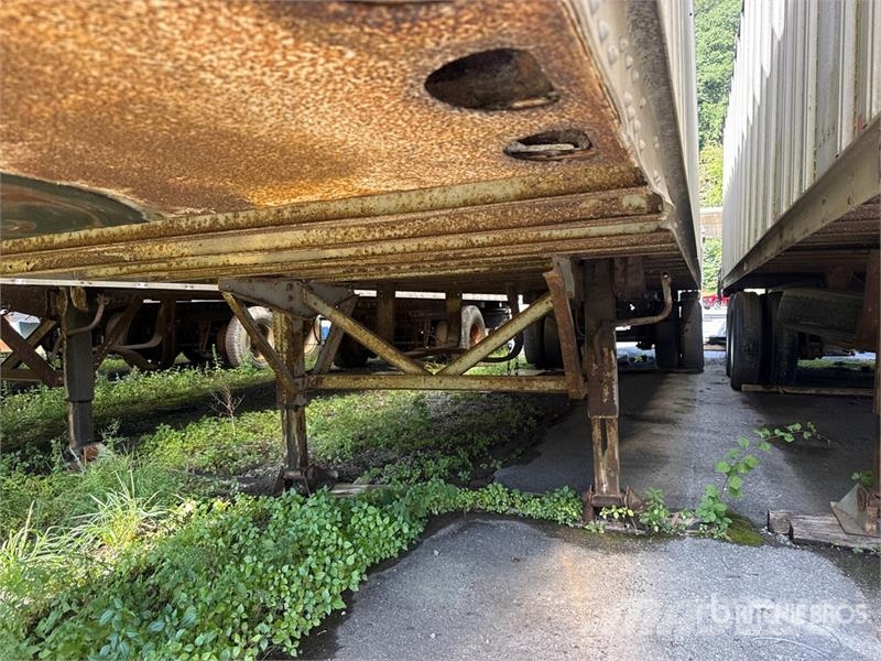 Fruehauf 40 ft x 96 in T/A 40 ft Van Trailer 箱體拖車