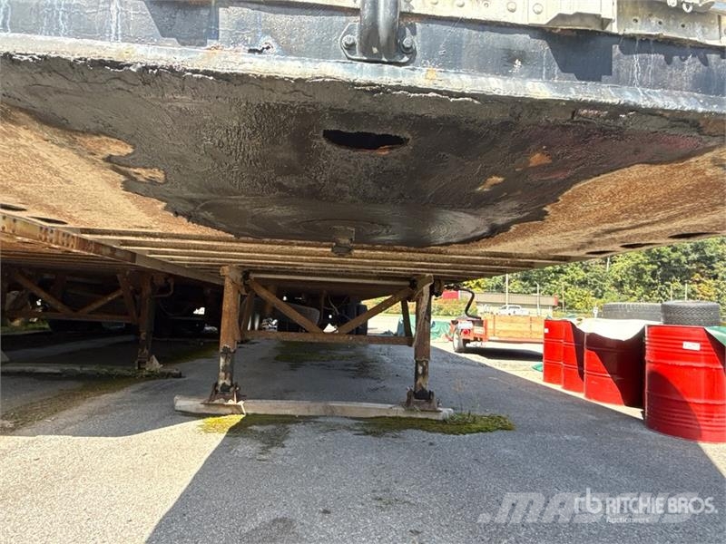 Fruehauf 40 ft x 96 in T/A 40 ft Van Trailer 箱體拖車