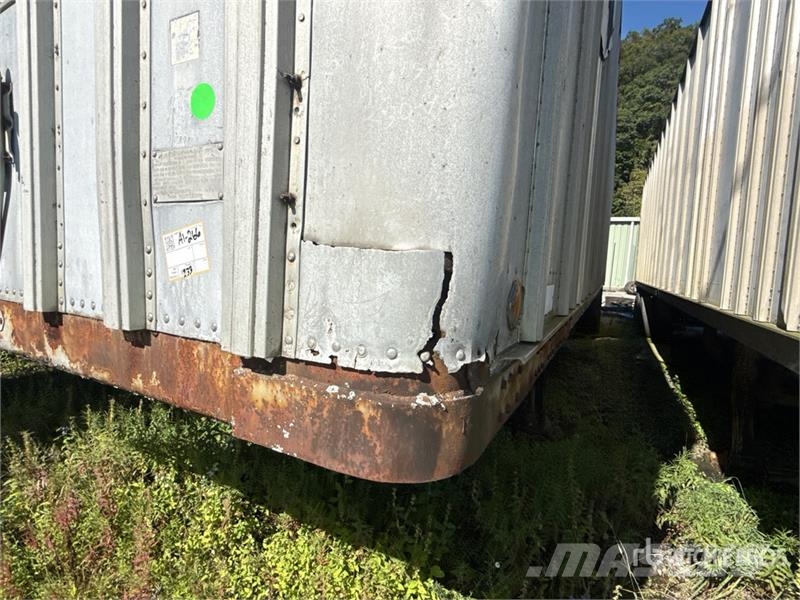 Fruehauf 40 ft x 96 in T/A 40 ft Van Trailer 箱體拖車