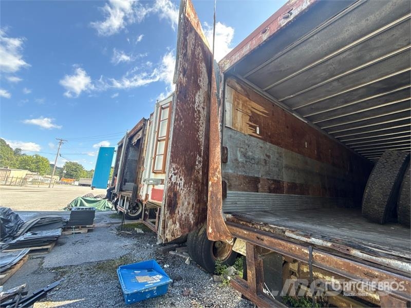 Fruehauf 40 ft x 96 in T/A 40 ft Van Trailer 箱體拖車
