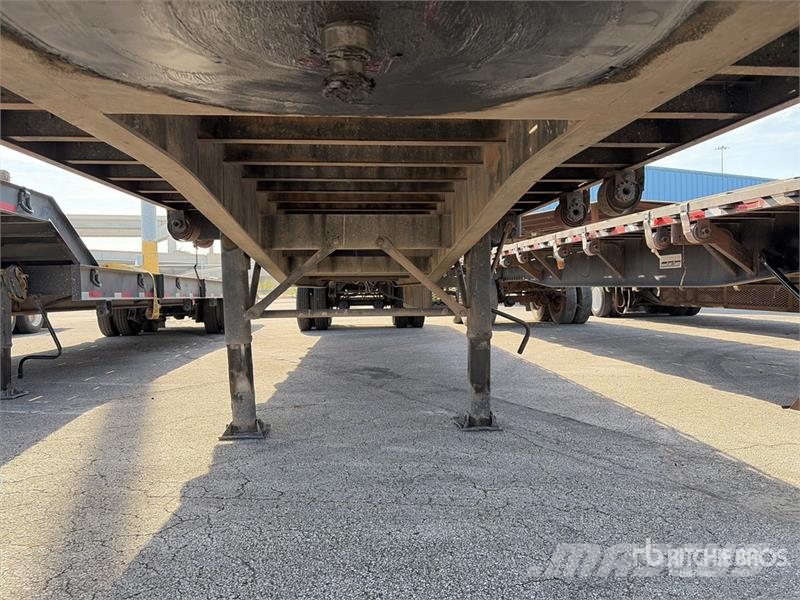 Fruehauf 48 ft T/A Flatbed Trailer Remolques de cama baja