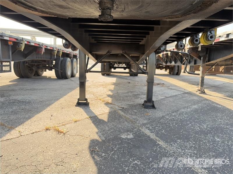 Fruehauf 48 ft T/A Flatbed Trailer Remolques de cama baja