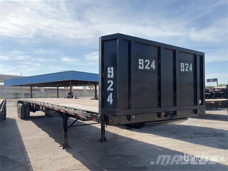 Fruehauf 48 ft T/A Flatbed Trailer Remolques de cama baja