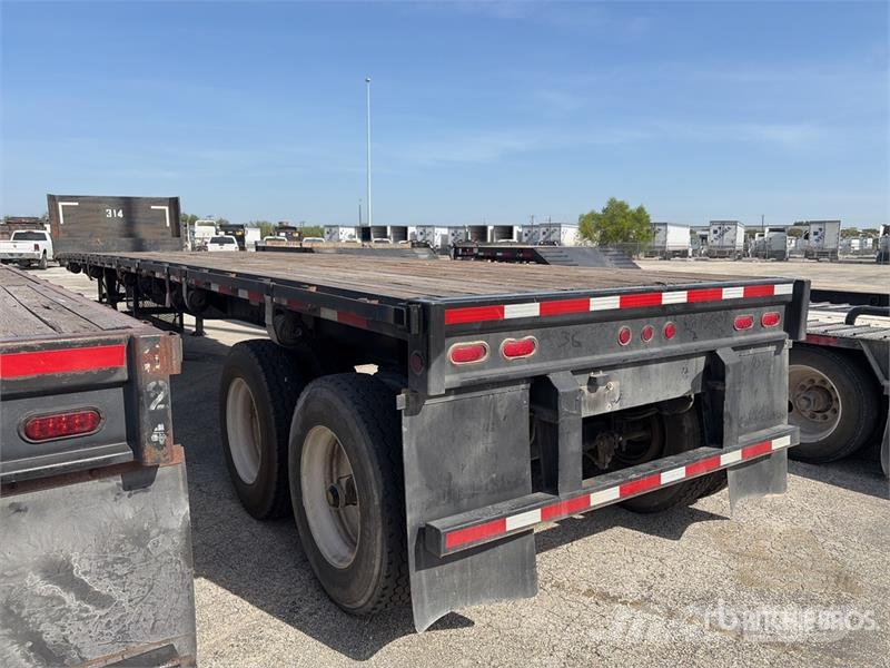Fruehauf 48 ft T/A Flatbed Trailer Remolques de cama baja