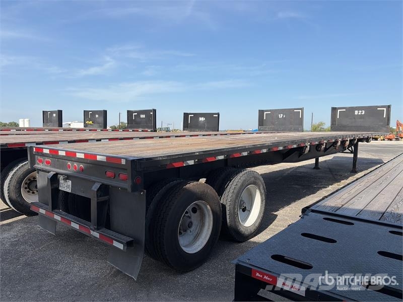 Fruehauf 48 ft T/A Flatbed Trailer Remolques de cama baja