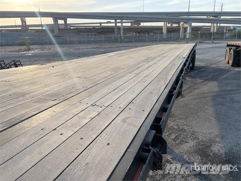 Fruehauf 48 ft T/A Flatbed Trailer Remolques de cama baja