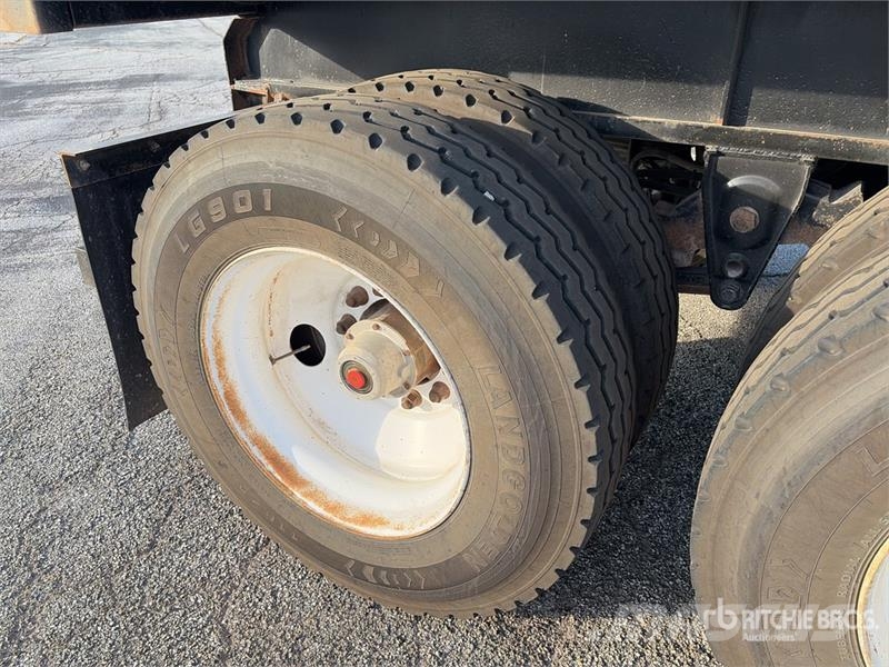 Fruehauf 48 ft T/A Flatbed Trailer Remolques de cama baja