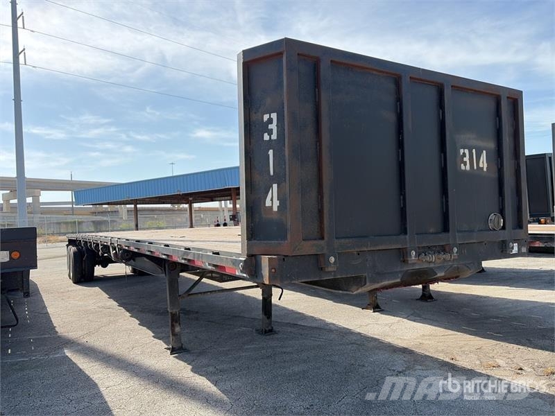 Fruehauf 48 ft T/A Flatbed Trailer Remolques de cama baja