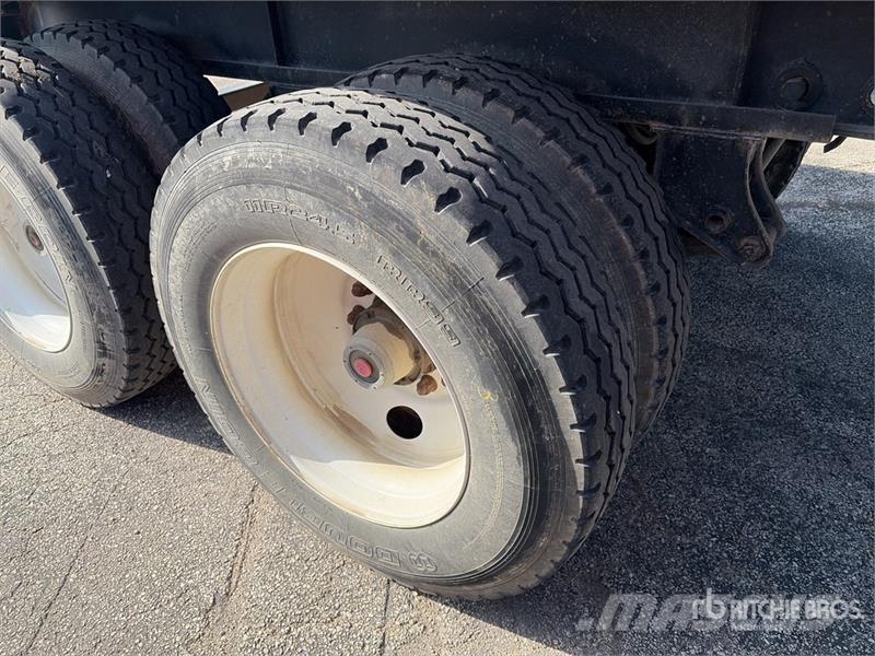 Fruehauf 48 ft T/A Flatbed Trailer Remolques de cama baja