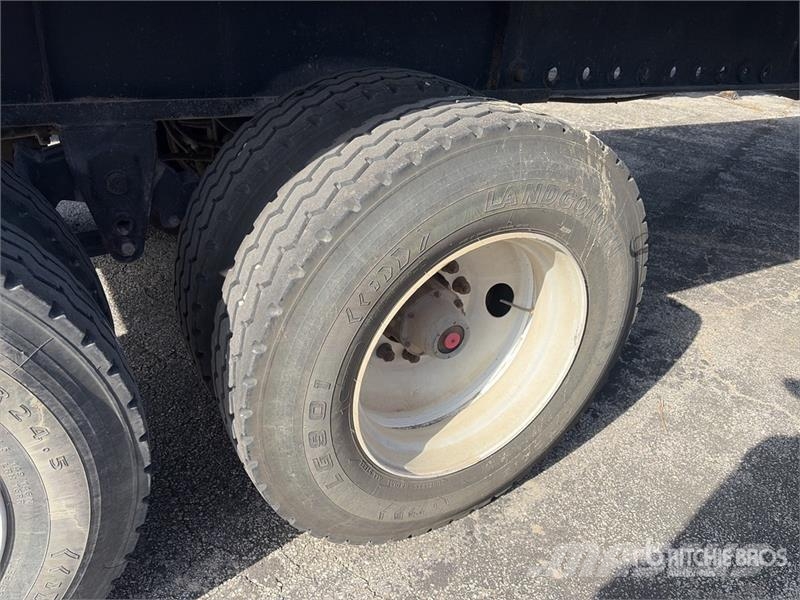 Fruehauf 48 ft T/A Flatbed Trailer Remolques de cama baja