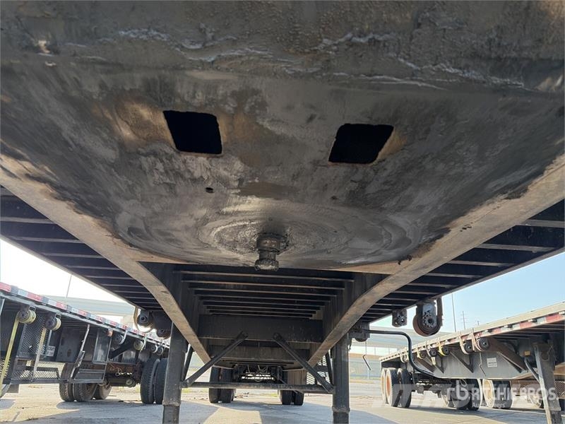 Fruehauf 48 ft T/A Flatbed Trailer Remolques de cama baja