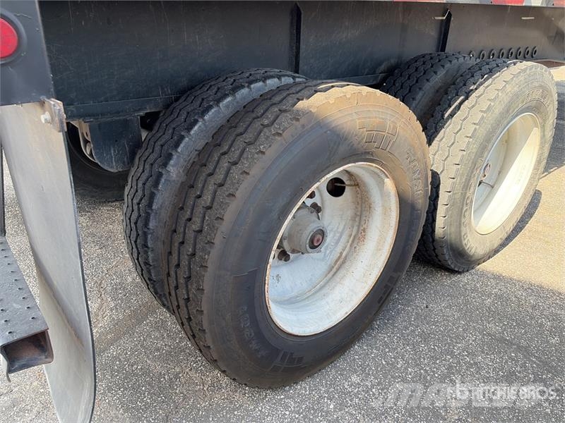Fruehauf 48 ft T/A Flatbed Trailer Remolques de cama baja