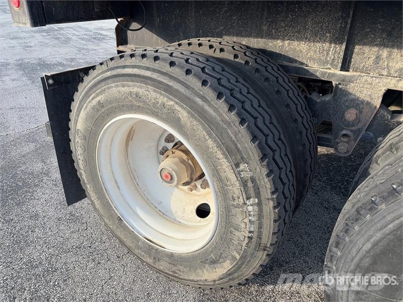 Fruehauf 48 ft T/A Flatbed Trailer Remolques de cama baja