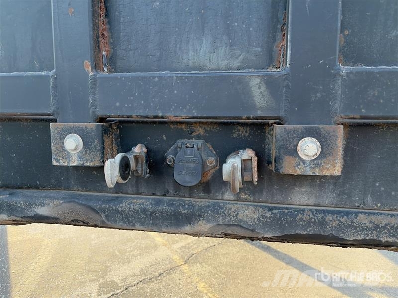 Fruehauf 48 ft T/A Flatbed Trailer Remolques de cama baja