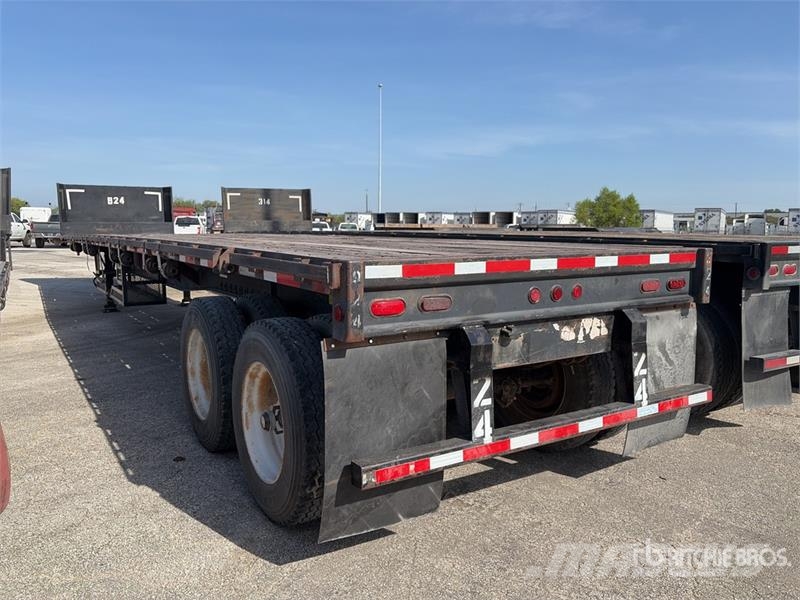 Fruehauf 48 ft T/A Flatbed Trailer Remolques de cama baja