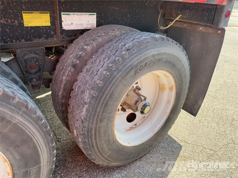 Fruehauf 48 ft T/A Flatbed Trailer Remolques de cama baja